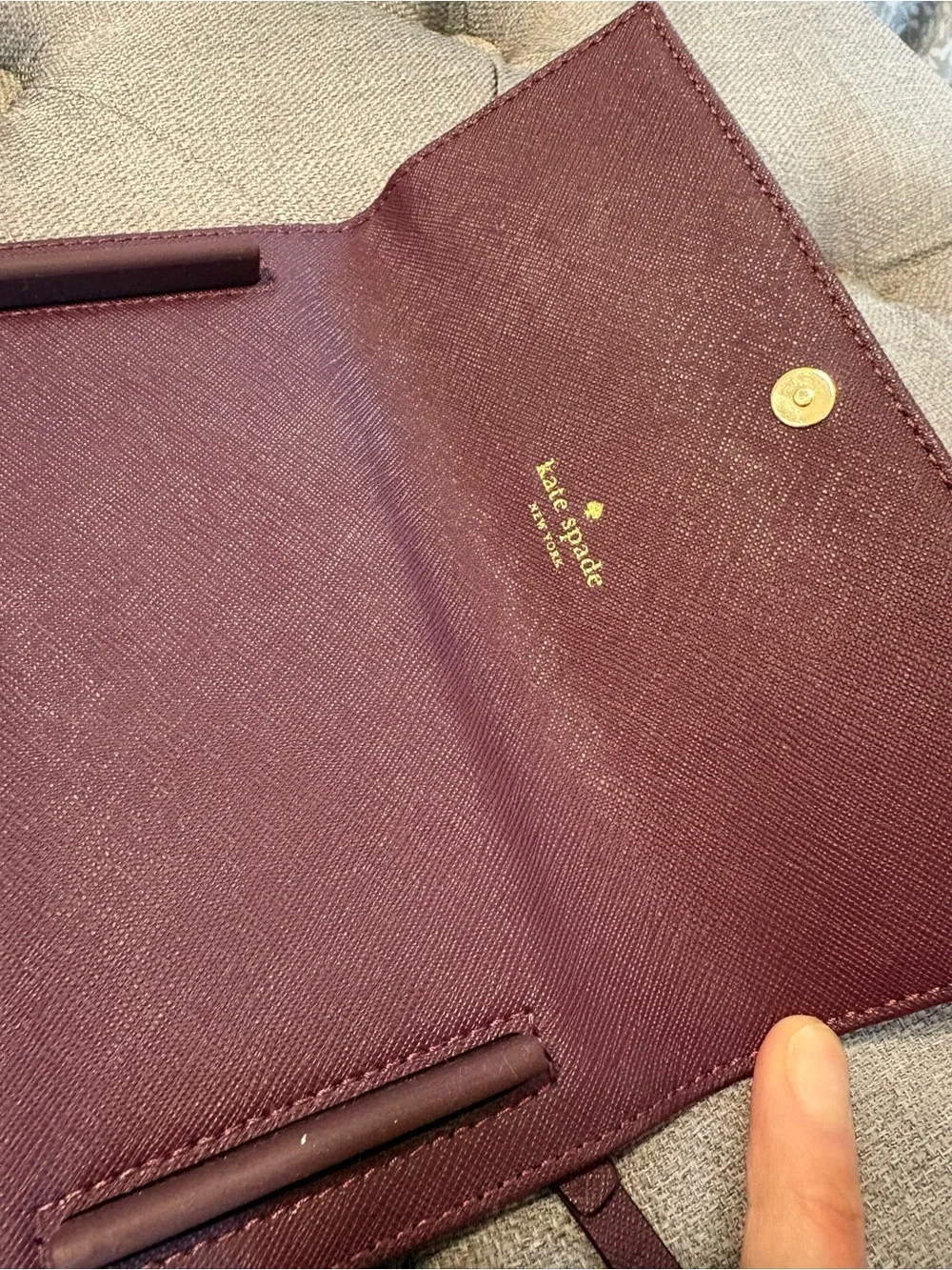 Kate Spade Winni Saffiano Leather Wallet Phone Crossbody Clutch Burgundy - EUC